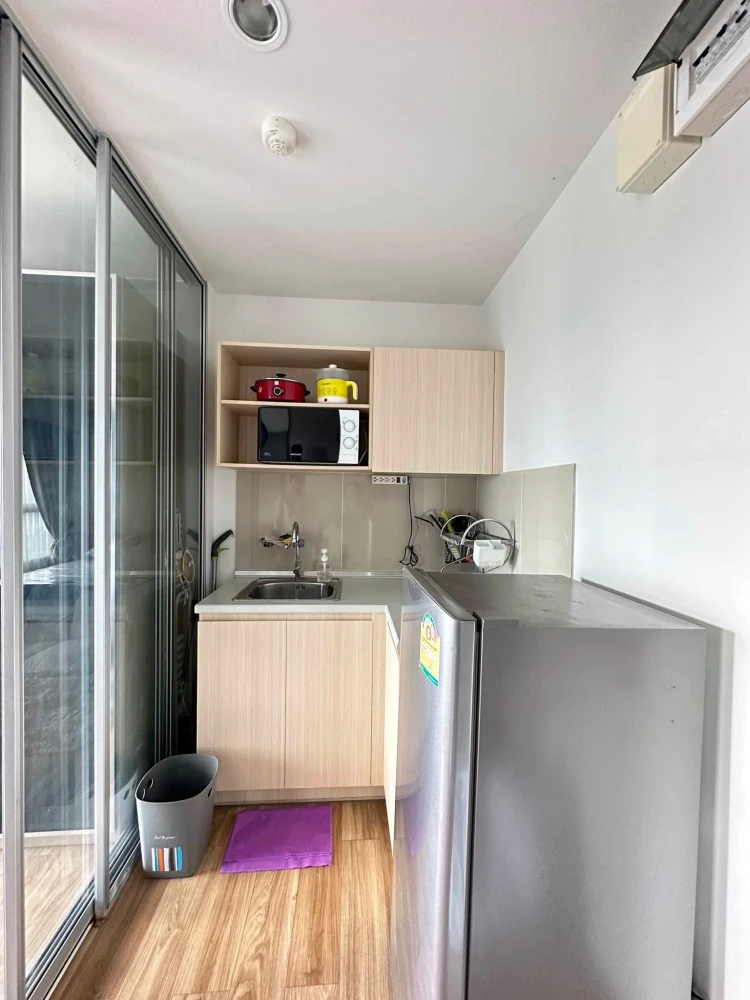 For sale or rent: ISSI Condo Suksawat, 1 bedroom, 1 bathroom, coordinating interior design, fully furnished. Book now!