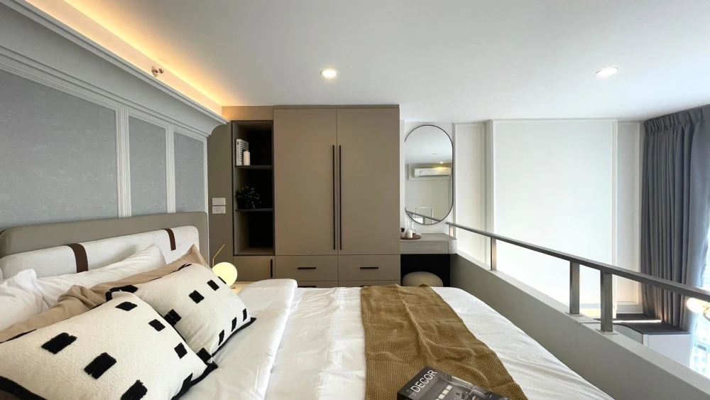 For sale or rent: KnightsBridge Prime Sathorn, beautifully decorated room, loft style, high ceiling, 25th floor, great view, hurry and reserve now!