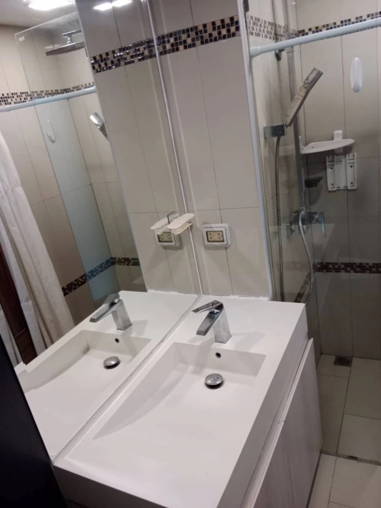 For sale or rent: Laguna Beach Resort 2 (Jomtien), swimming pool view room, fully furnished, ready to move in immediately.