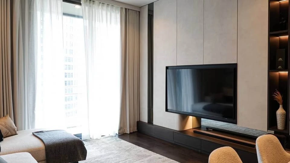 For sale, for rent Laviq Sukhumvit 57, 17th floor, spacious room, fully furnished, reserve now.