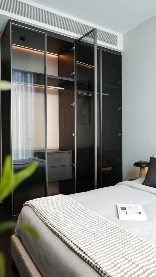 For sale, for rent Laviq Sukhumvit 57, 17th floor, spacious room, fully furnished, reserve now.