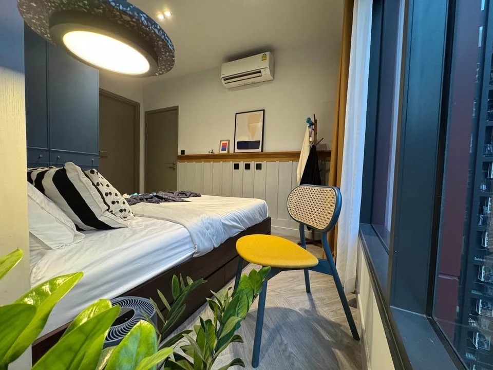 For sale or rent: Life Asoke Hype, 15th floor, beautiful unit, fully furnished and ready to move in. Book now!