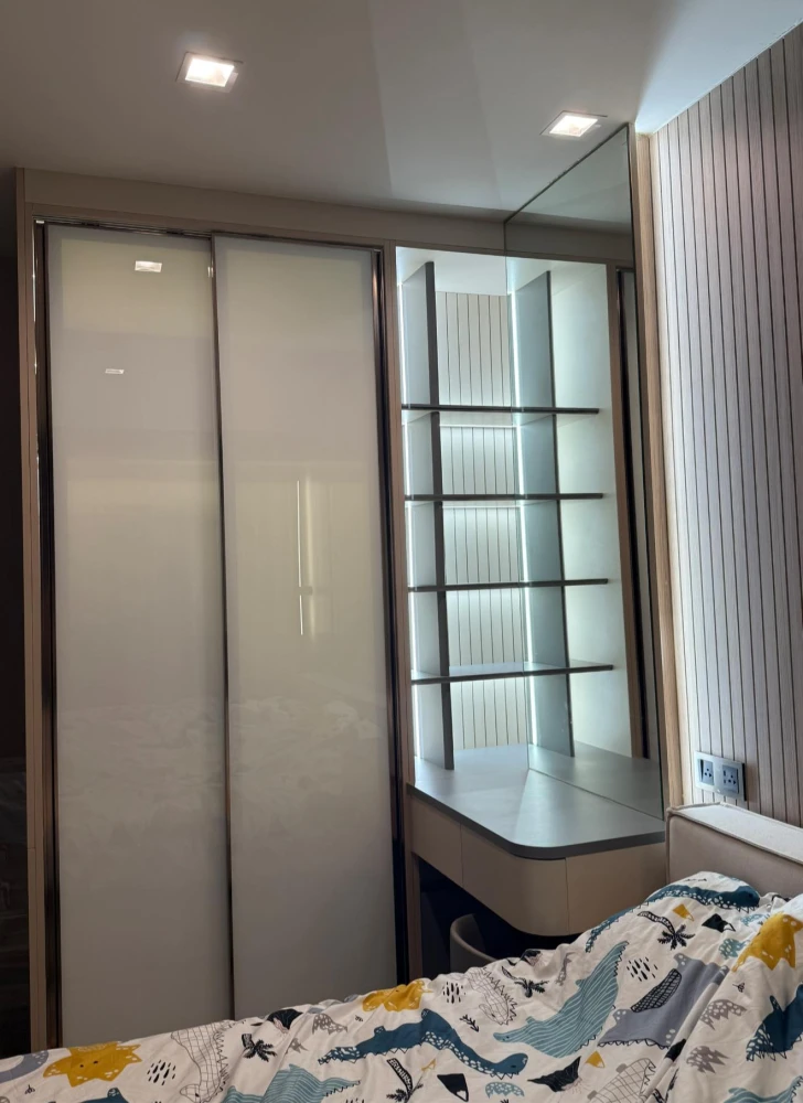 For sale, for rent, Life Asoke Hype, fully furnished, built-in, high floor, open view, no blocking, hurry and reserve before you miss out.