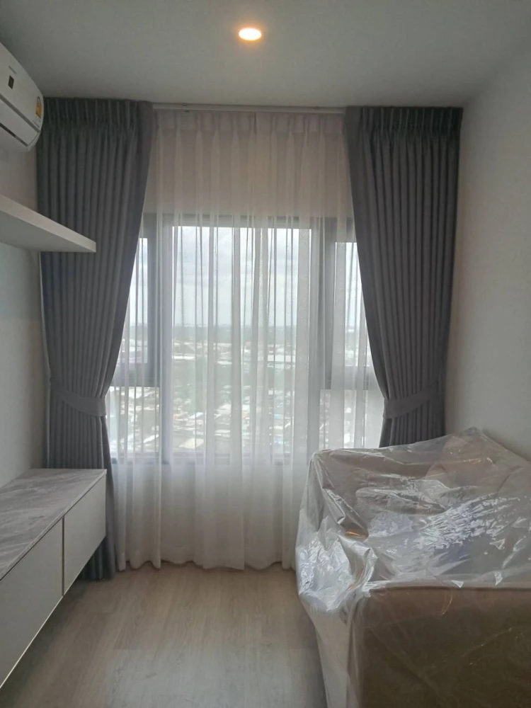 For sale or rent: Life Rama 4 - Asoke, 21st floor, high view, comes with a special price. Come and reserve today. Don't miss out!