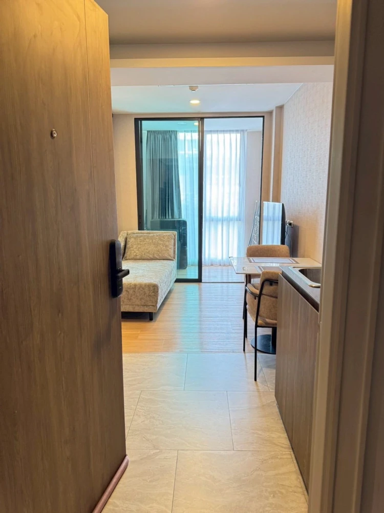 For sale or rent: LLOYD Soonvijai-Thonglor, 1-bedroom plus unit with a separate window and corner unit, very private. Reserve now!
