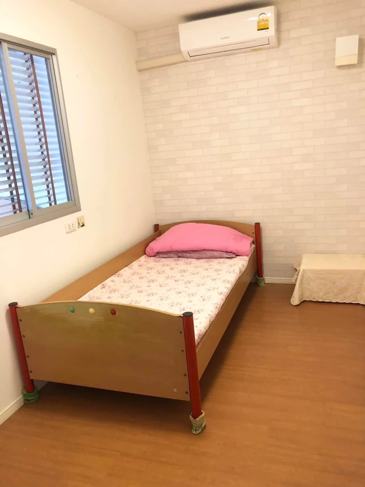 For sale, for rent Lumpini CondoTown Romklao – Suvarnabhumi, 2nd floor, fully furnished room, ready to move in, reserve now