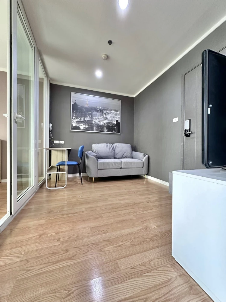 For sale or rent: Lumpini Mega City Bangna, 15th floor, corner room, partitioned room, fully furnished, nice to live in, reserve now.