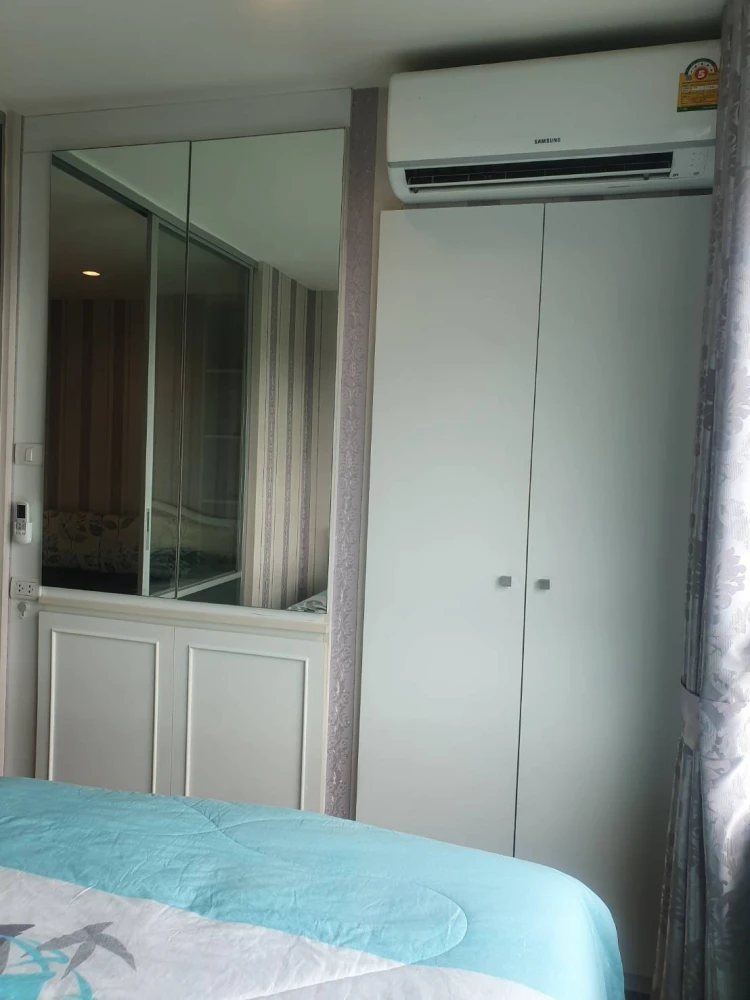 For sale or rent: Lumpini Park Phetkasem 98, a lovely room with fully furnished and high-quality wallpaper. Reserve now!