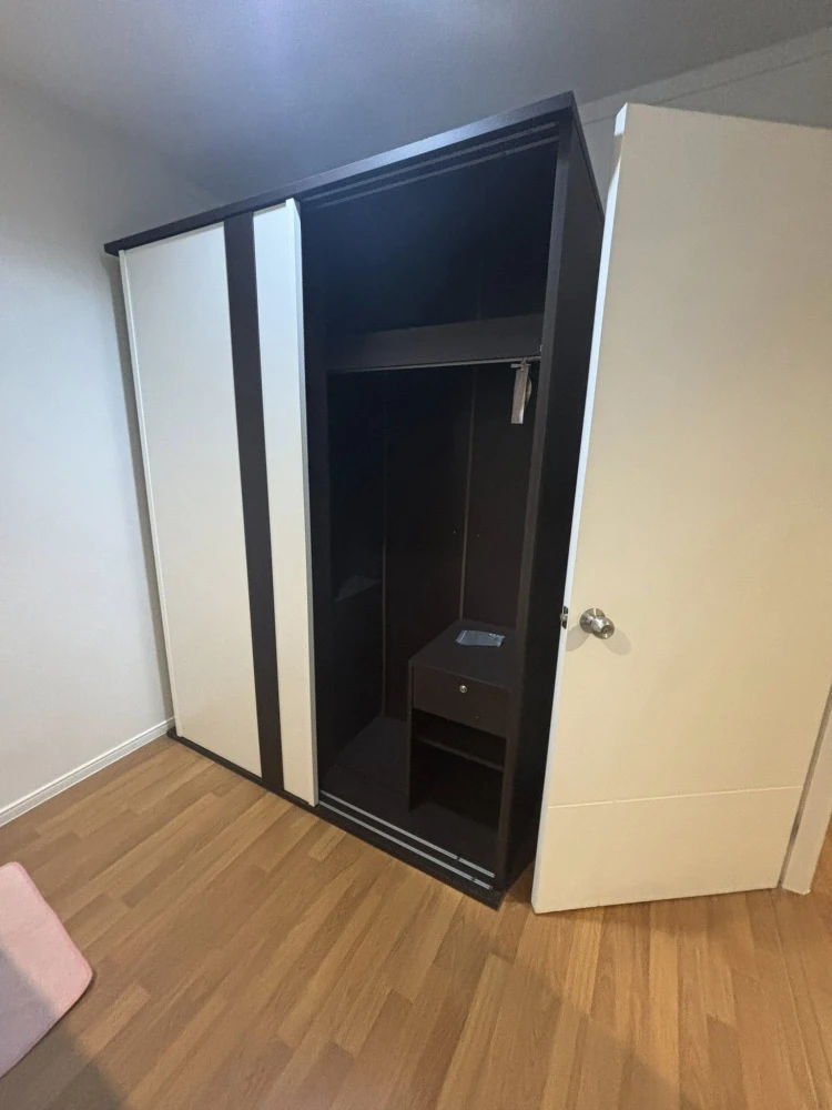 For sale or rent: Lumpini Park Rama 9 - Ratchada. Ready-to-move-in unit with complete furniture and appliances. Great price! Book now!