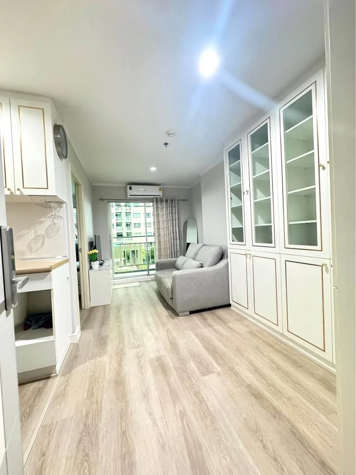 For sale, for rent Lumpini Park Rama 9–Ratchada 1 bedroom, 1 bathroom, built-in furniture, decorated in a controlled tone, reserve now.