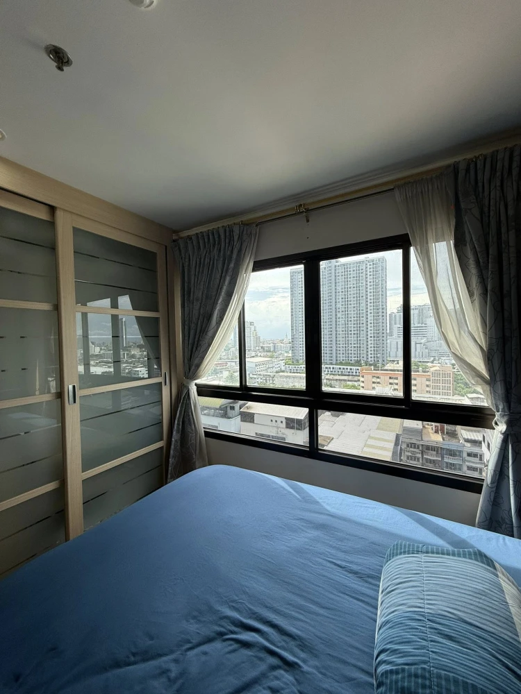 For sale, for rent Lumpini Place Ratchada-Thapra, spacious room, lots of usable space, comes with complete furniture, hurry and book now!