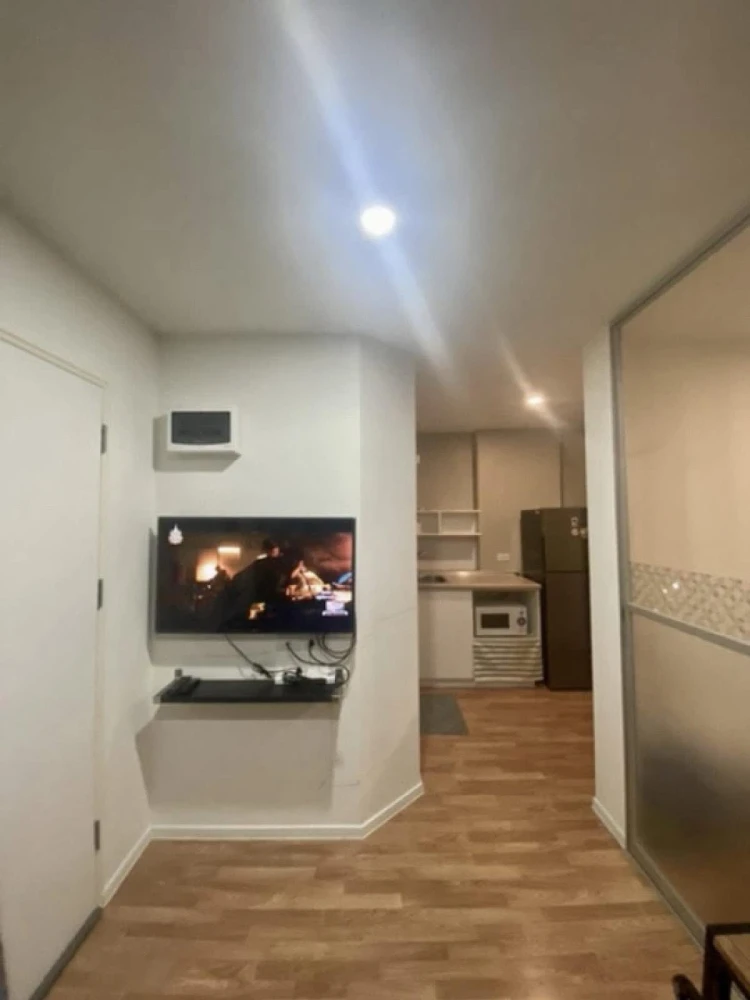 For sale or rent: Lumpini Ville Sukhumvit 76 – Bearing Station, corner unit, quiet location, fully furnished, don't miss out!