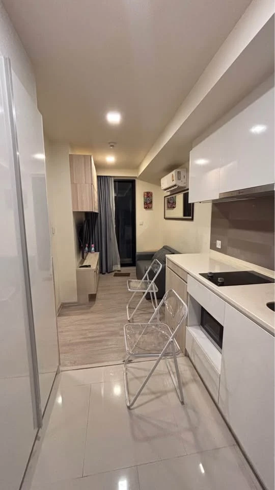 For sale, for rent Maestro 03 Ratchada - rama 9, very private, few units, bedrooms not attached to anyone, very quiet, don't miss it.