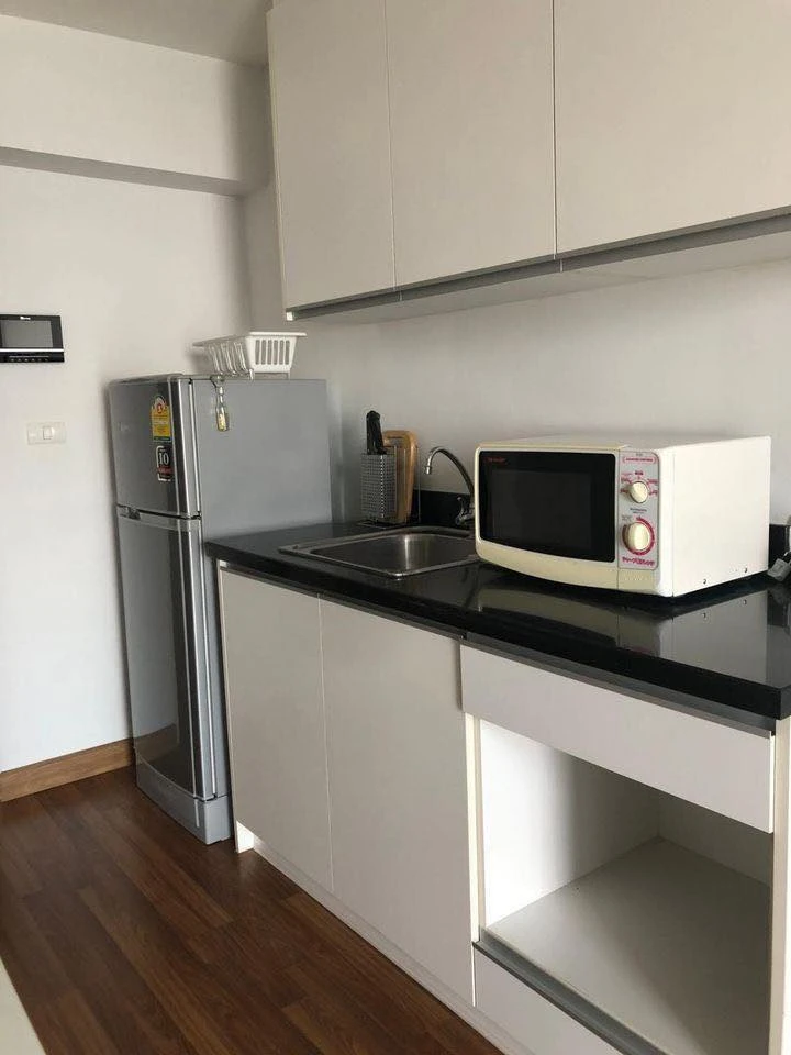 For sale, for rent, Max Condominium Vibhavadi, 1 bedroom, 1 bathroom, large usable area, fully furnished, don't miss out.