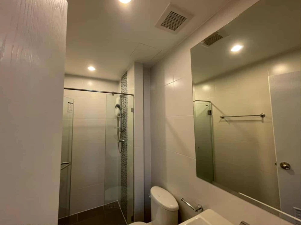 For sale or rent: Metro Sky Prachachuen, beautifully decorated room, separated into sections, great price, hurry and reserve now, don't delay.