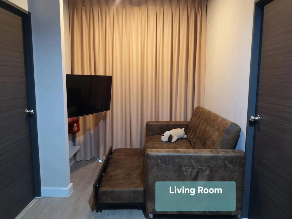 For Sale/Rent: Metro Sky Prachachuen. Features comprehensive built-in furnishings designed for organized storage—an ideal solution for those with plen