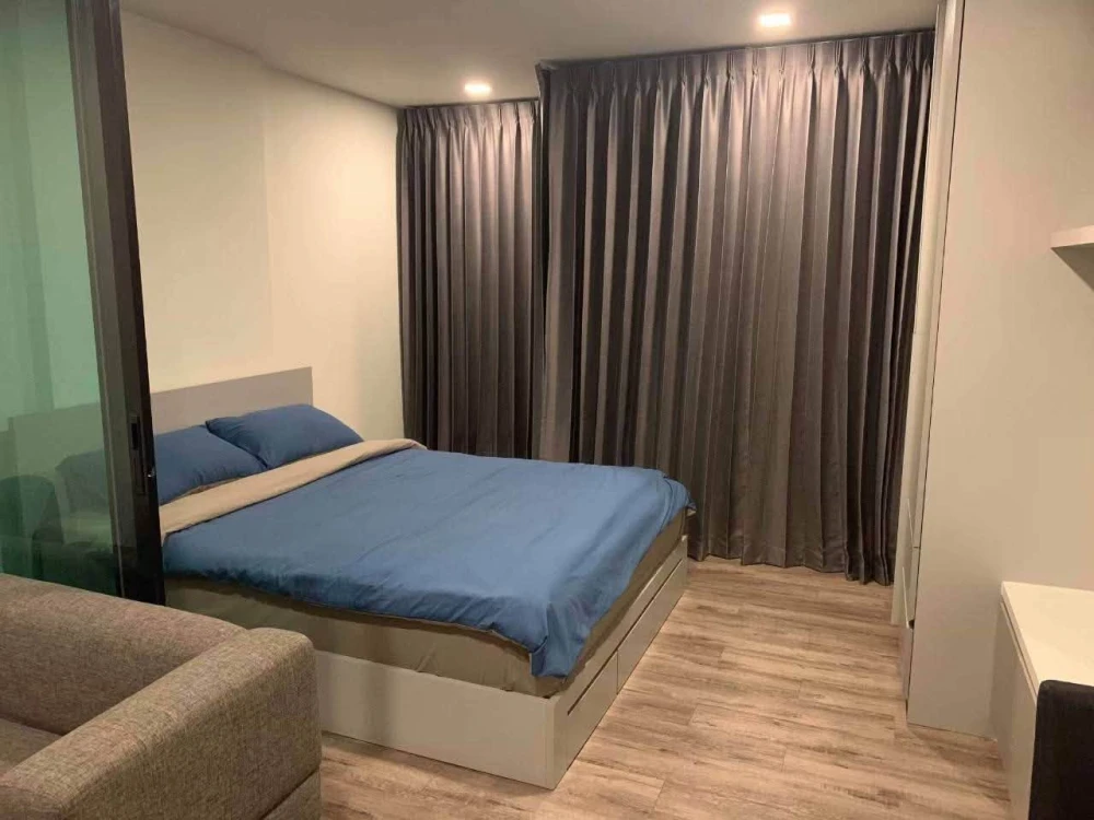 For sale or rent: Modiz Interchange condo with separate bedroom, 28 sq m, fully furnished. Book now before it's too late! images