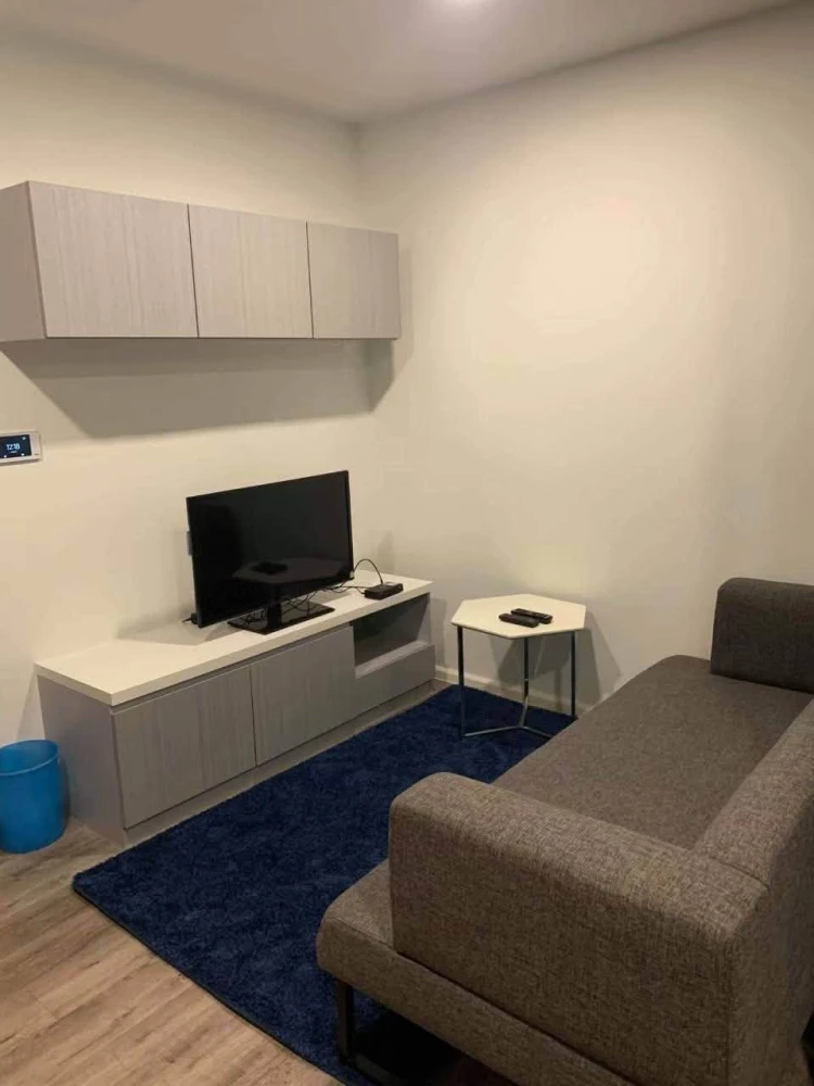 For sale or rent: Modiz Interchange condo with separate bedroom, 28 sq m, fully furnished. Book now before it's too late!