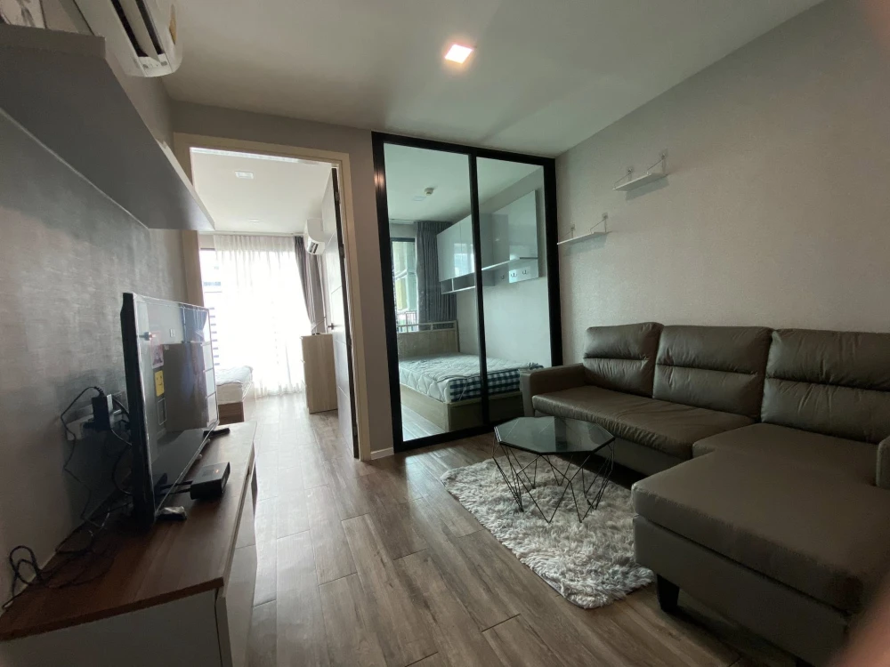 For sale or rent: Modiz Ratchada 32, 2 bedrooms, plenty of usable space, fully furnished, great location, reserve now!