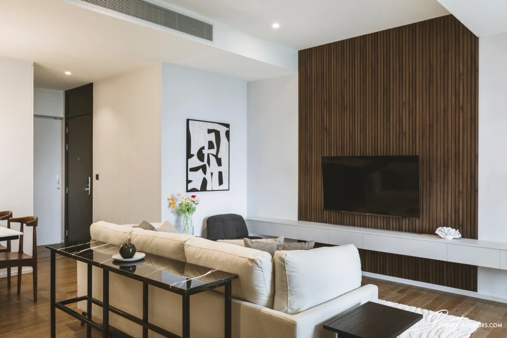 For sale or rent: Muniq Langsuan, spacious room, lots of space, well-decorated, high-quality interior. Interested? Reserve now!