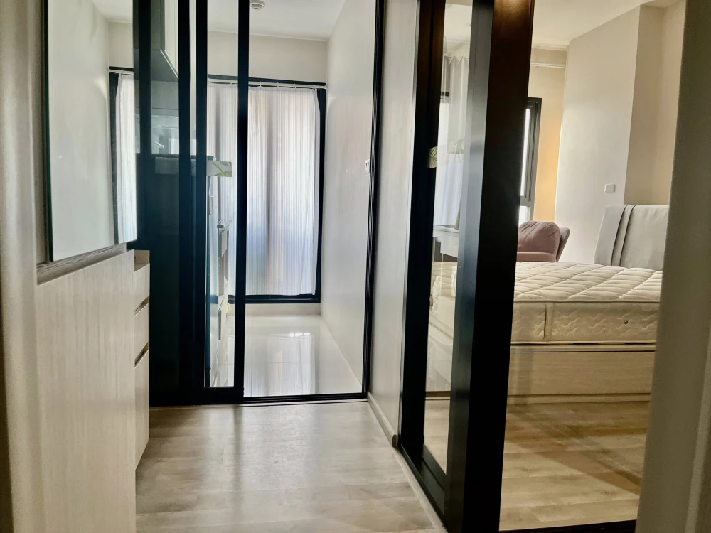 For sale or rent: Niche Mono Mega Space Bangna, 9th floor, fully furnished. Book now!