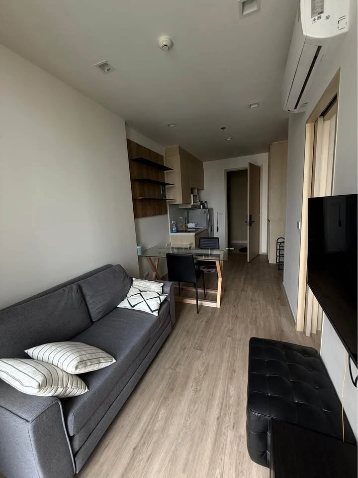 For sale or rent: Noble State 39, 35 sq.m., one bedroom, fully furnished. Just bring your belongings and move in.