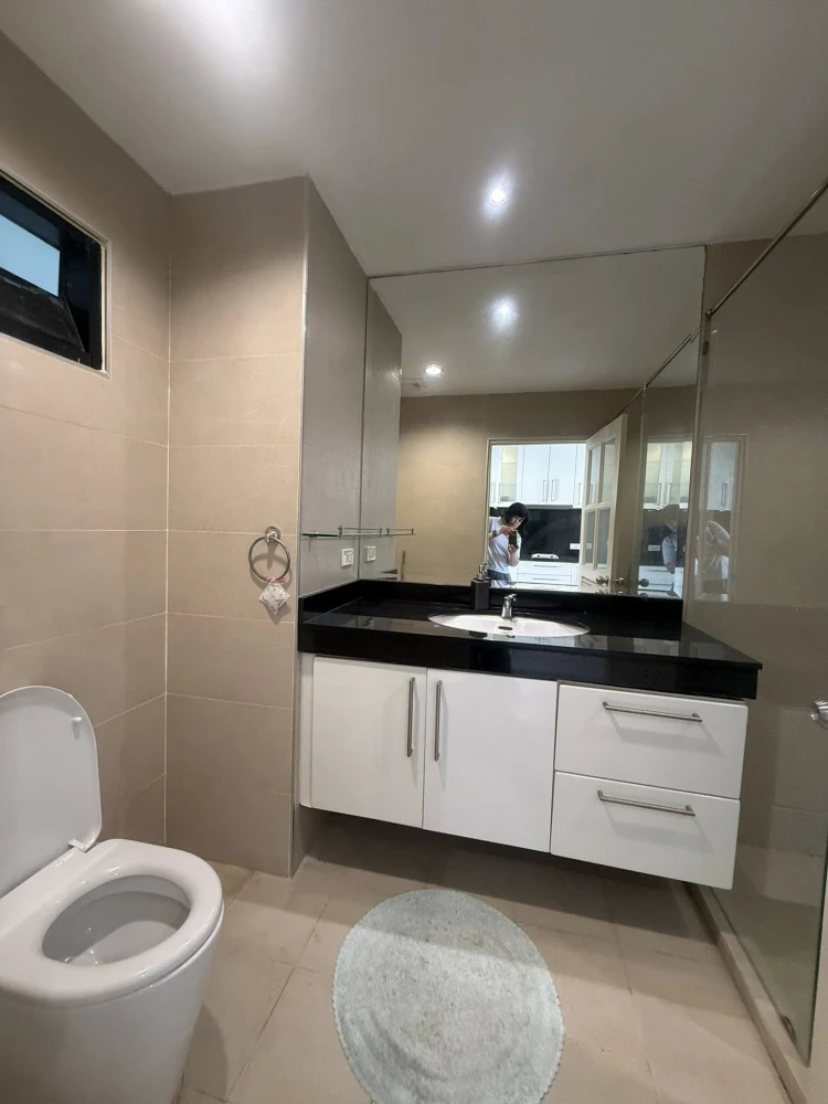 For sale or rent: Nova Mirage Duplex, 2 bedrooms, 2 bathrooms, spacious living area. Book today! Don't miss this opportunity.