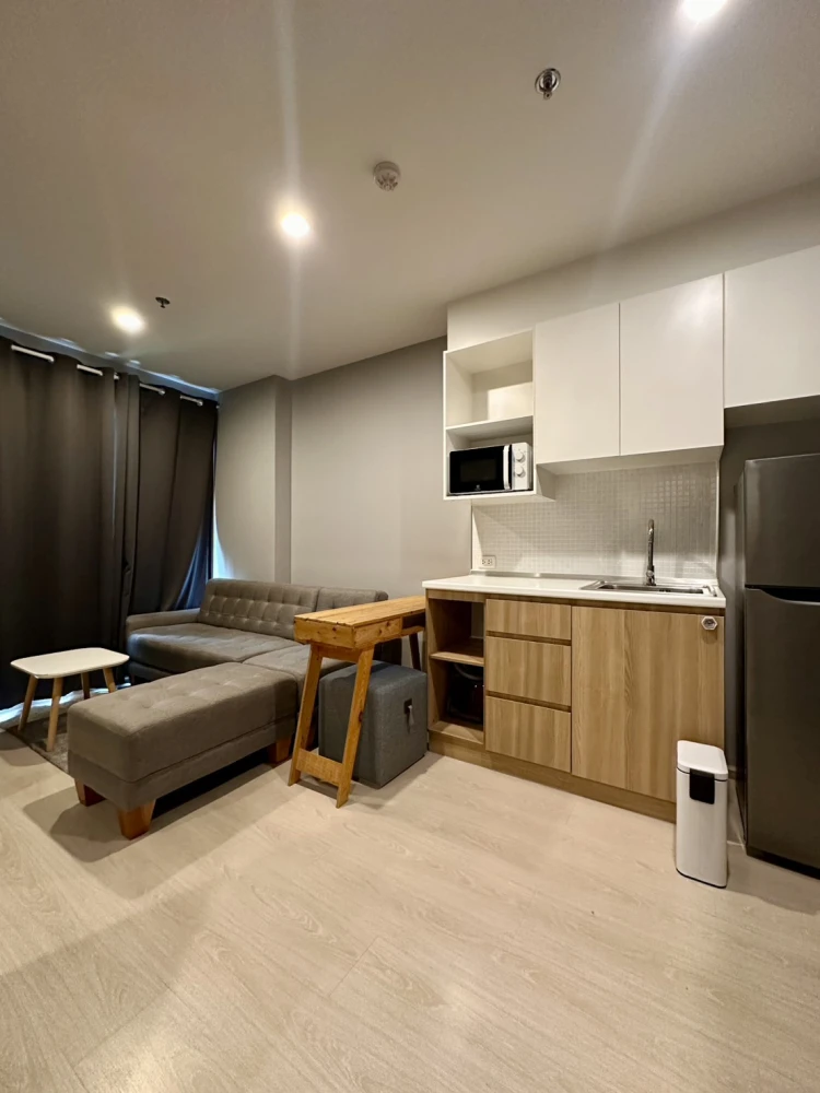 For sale or rent: Nue Noble Chaengwattana, 9th floor, fully furnished, ready to move in, reserve now, urgent!