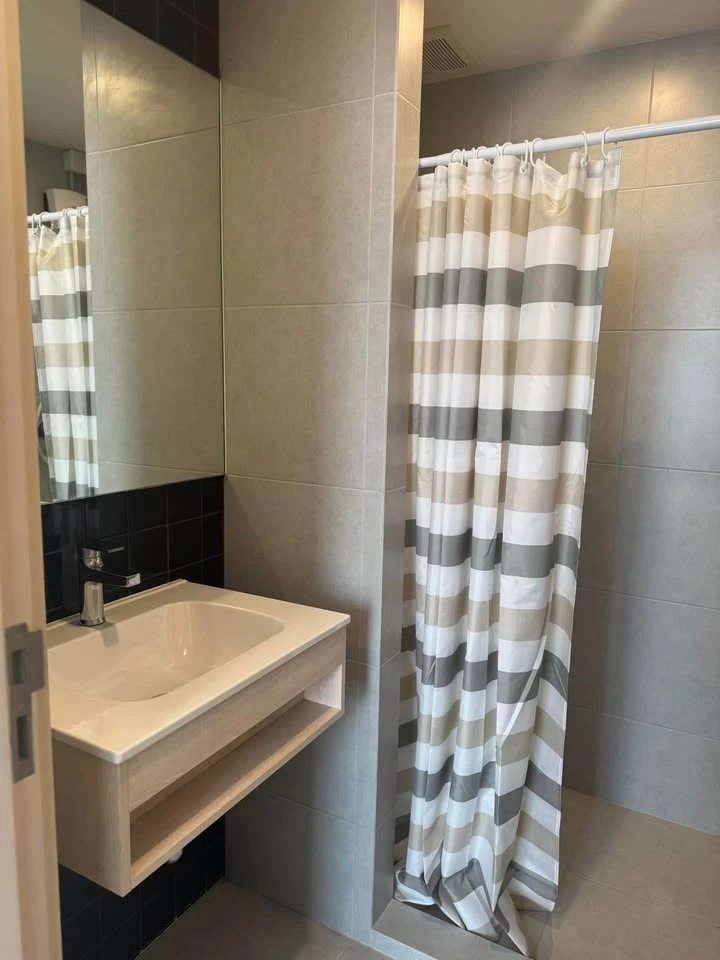 Selling or rent Nue noble Chaengwattana, nice room, wide front, ready facilities can't miss