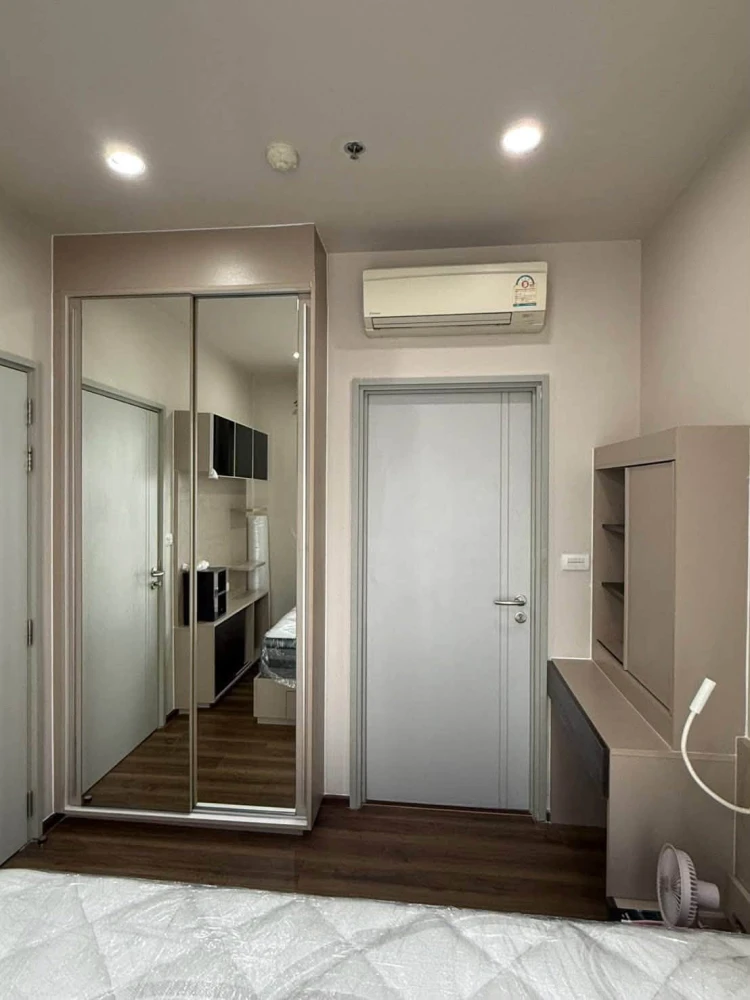 For sale or rent: ONYX Phahonyothin. Unobstructed city view, good ventilation, fully furnished with appliances. Book now!