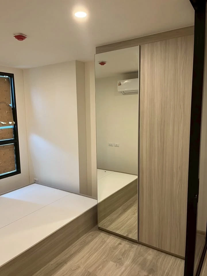 For sale, for rent, Origin Play Sri Udom Station, corner room, provides privacy, comes with complete furniture and appliances, reserve now.