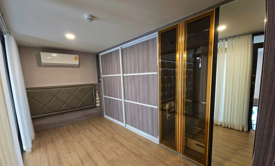 For sale or rent: Origin Plug & Play Nonthaburi Station, 5th floor, Duo Space room, fully furnished, nice to live in, reserve now.