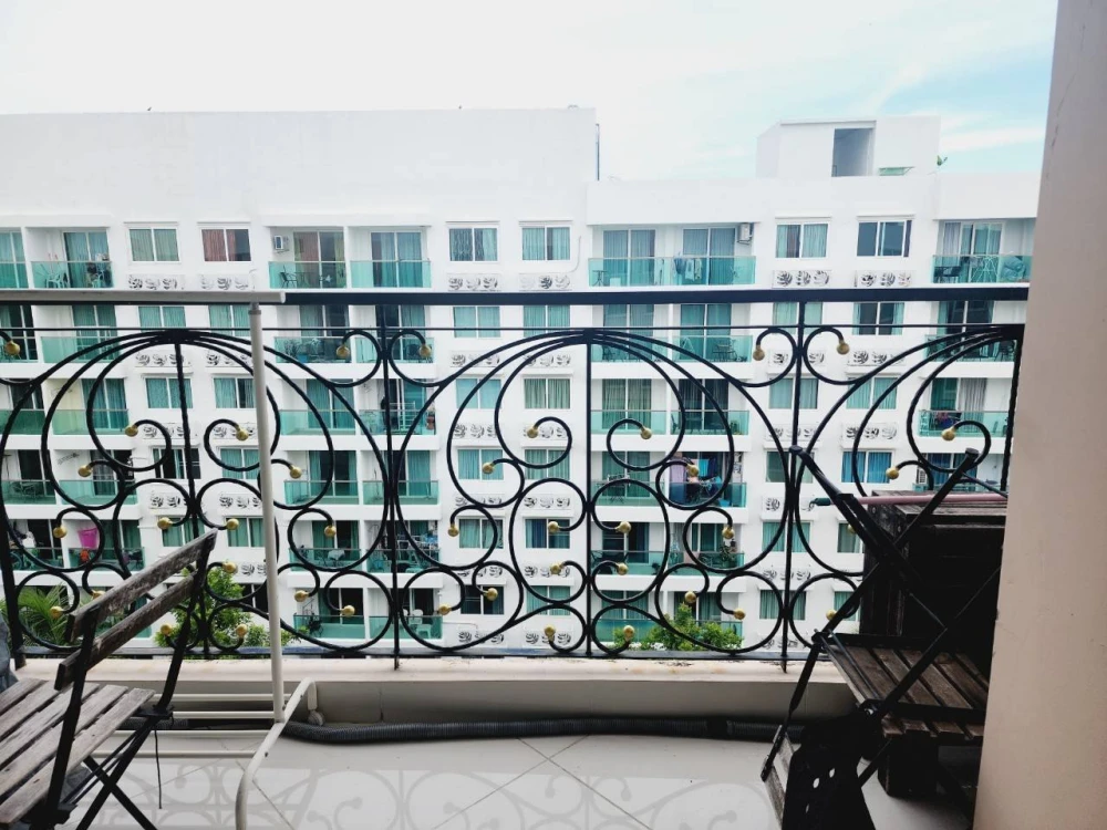 For sale, for rent Paradise Park Jomtien Resort, 1 bedroom, 1 bathroom, spacious room, view of the building and pool, don't miss it.