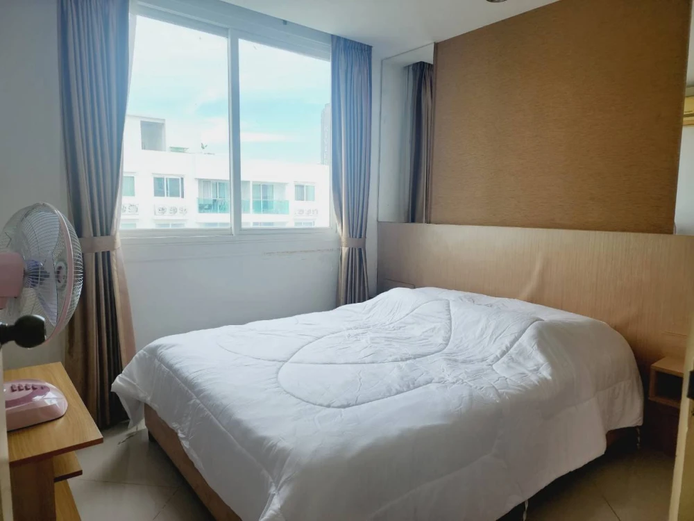 For sale, for rent Paradise Park Jomtien Resort, 1 bedroom, 1 bathroom, spacious room, view of the building and pool, don't miss it.