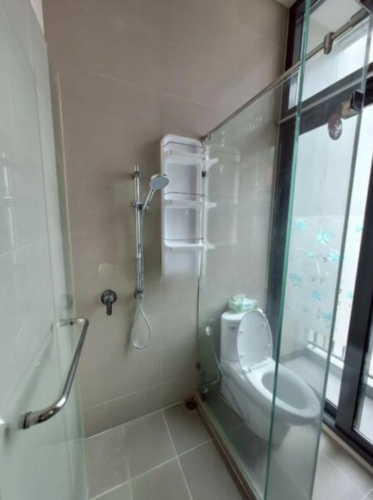 For sale/rent: Parco Condominium, penthouse unit, very high floor, 4 bedrooms, 5 bathrooms + maid's room. You can't miss this opportunity!
