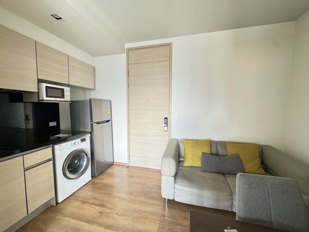 For sale, for rent, Park 24 Origin Phrom Phong, 1 bedroom, 1 bathroom, large usable area, beautiful city view from high floor, don't miss it.