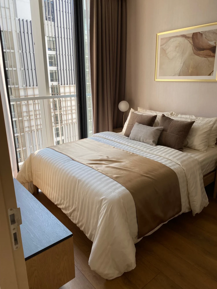 For sale or rent: Park 24 Origin Phrom Phong, 25th floor, corner room, fully furnished. Interested? Reserve now!