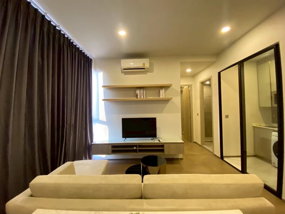 For sale, for rent, Park Origin Phaya Thai, 58 sq m., 28th floor, 2 bedrooms, 2 bathrooms, cleanly decorated but complete, must reserve.