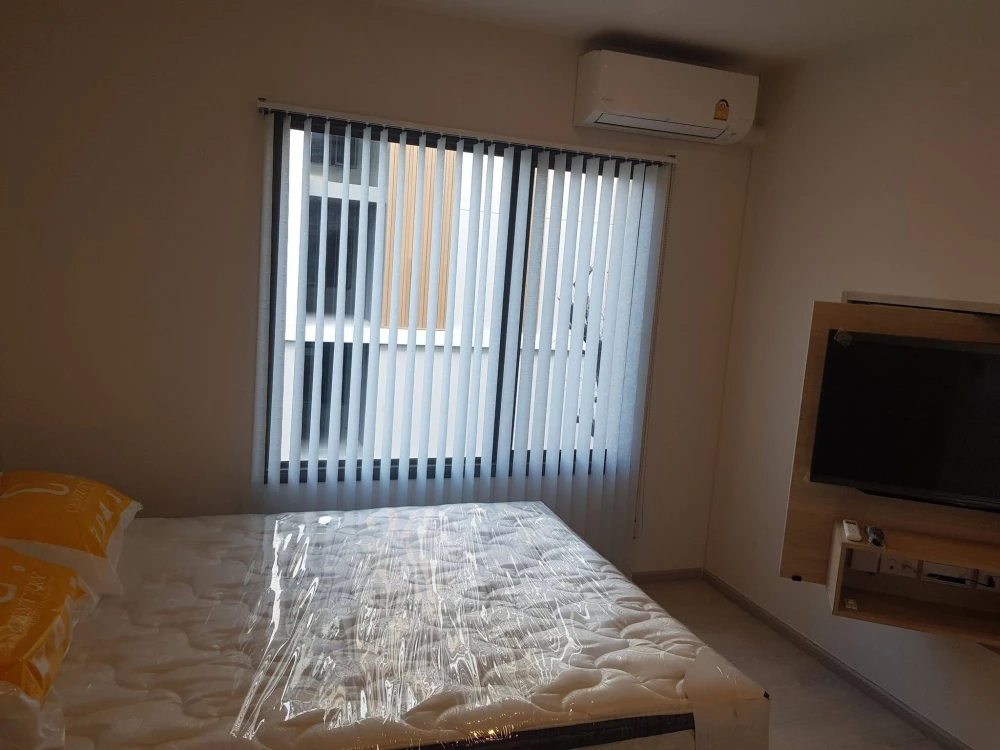 For sale or rent: Phyll Phaholyothin 34, Building A, front building, 5th floor, corner unit. Quiet, peaceful, and with the best view. Private. Book no