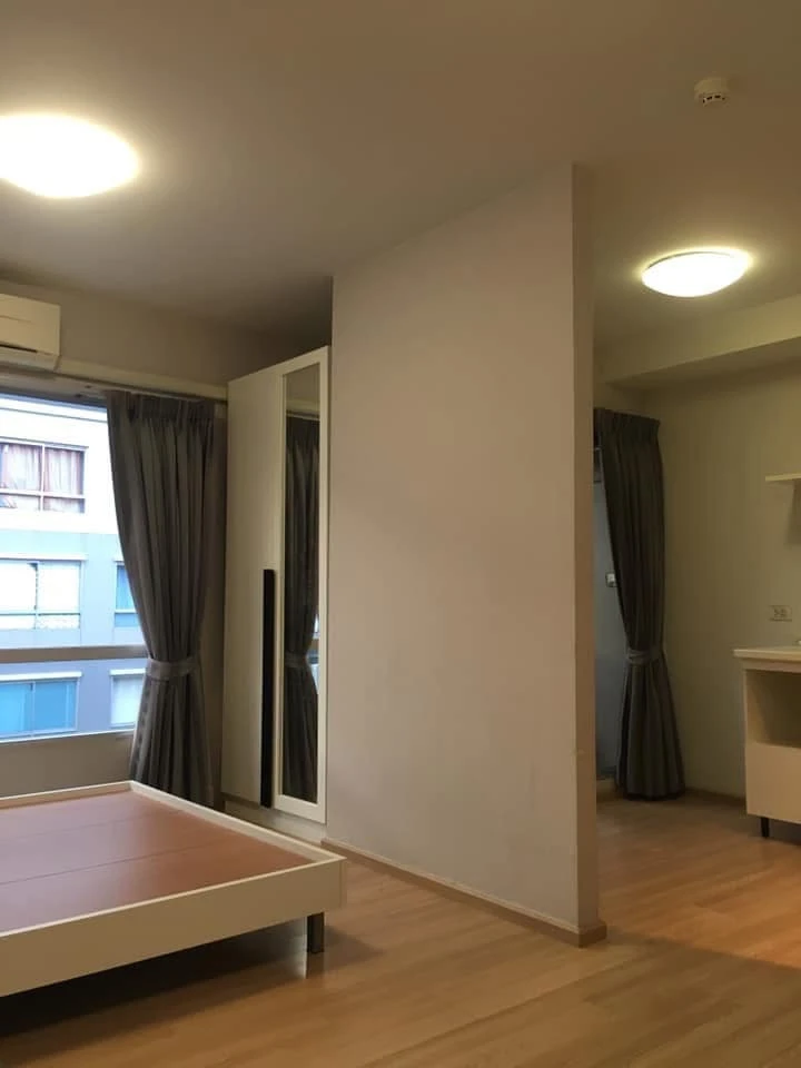 For sale or rent: Plum Condo Ladprao 101, corner unit offering privacy and complete amenities. Book now!
