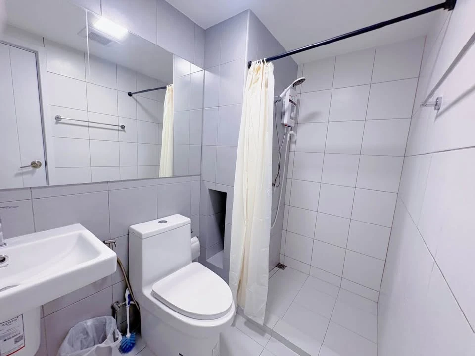 For sale or rent: Plum Condo Sukhumvit 62. Fully furnished and equipped, offering a warm and inviting atmosphere.