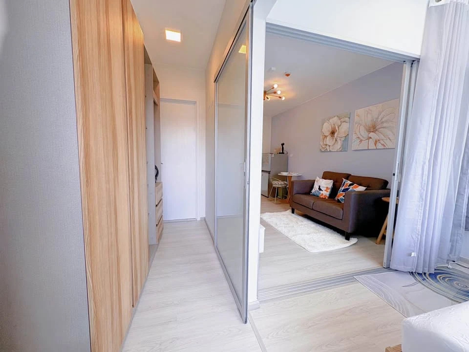 For sale or rent: Plum Condo Sukhumvit 62. Fully furnished and equipped, offering a warm and inviting atmosphere.