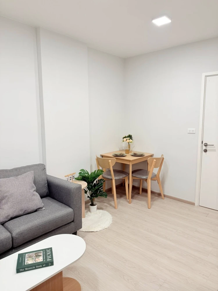 For sale, for rent Plum Condo Sukhumvit 62, 2 bedrooms, 1 bathroom, complete with electrical appliances. Reserve first, get it first.