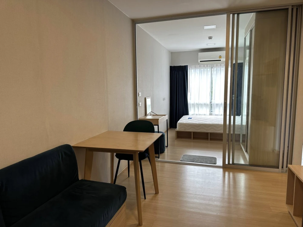 For sale or rent: Plum Condo Rangsit Alive Phase 2. Exterior view, very pleasant atmosphere, bright and airy, comfortable to live in, fully furnished
