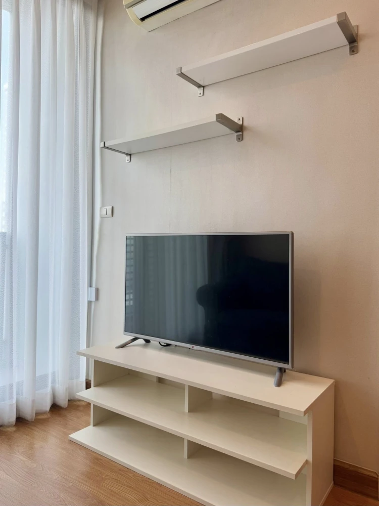 For sale or rent: Q House Sukhumvit 79, a nice room on the 17th floor, good location, comes with complete furniture and amenities. Reserve now!