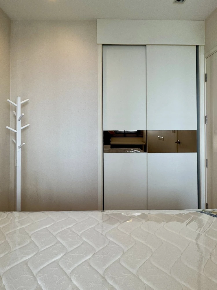 For sale or rent: Q House Sukhumvit 79, a nice room on the 17th floor, good location, comes with complete furniture and amenities. Reserve now!