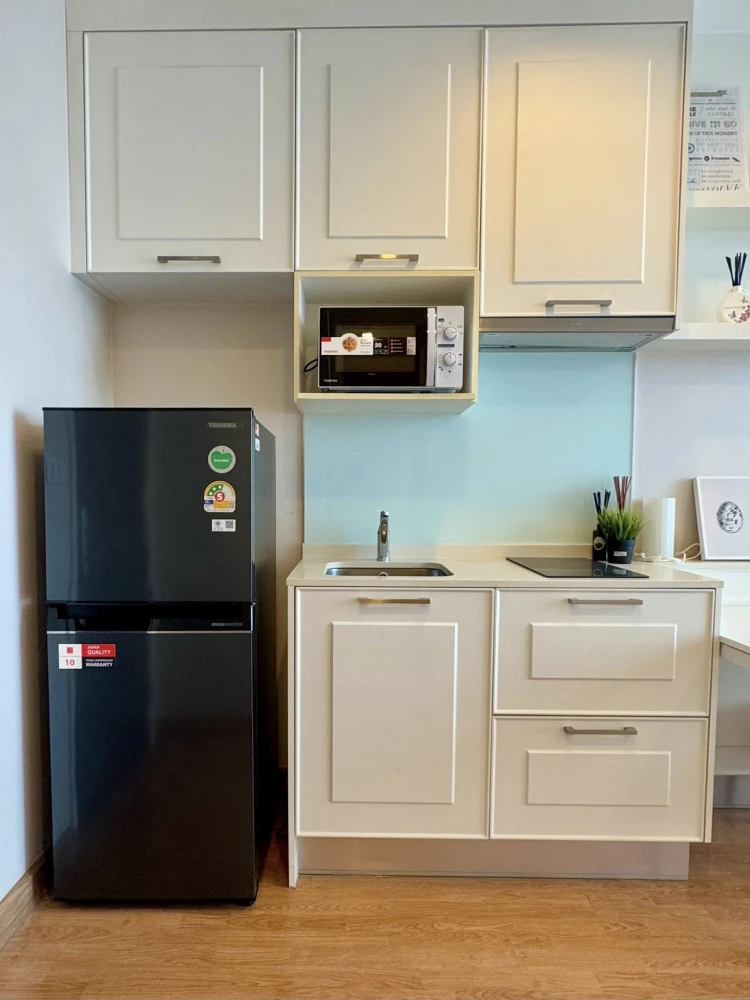 For sale or rent: Q House Sukhumvit 79, a nice room on the 17th floor, good location, comes with complete furniture and amenities. Reserve now!