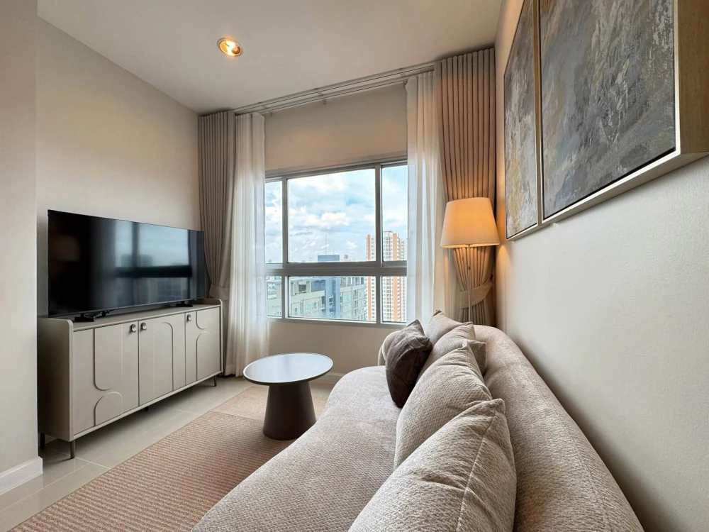 For sale or rent: Q.House Condo Sathorn, ready to move in, fully furnished, 36th floor, unobstructed river view. Book now!