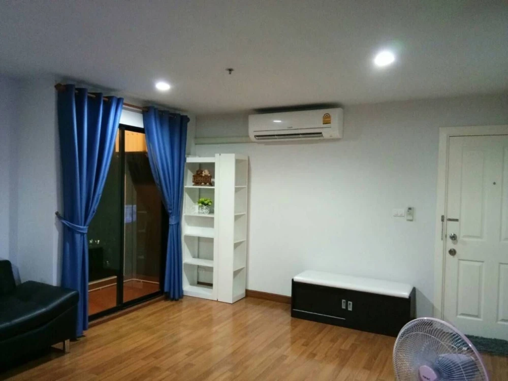 For sale or rent: REGENT HOME 18 CHANGWATTANA-LAKSI, 10th floor, pool view, fully furnished, ready to move in. Book now!