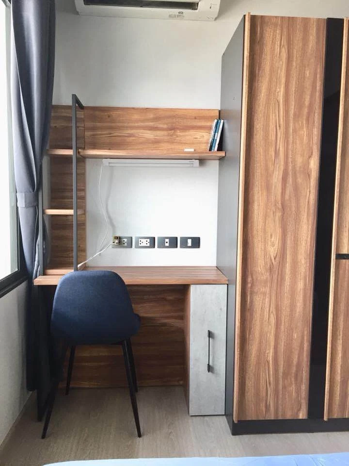 For sale or rent: Rhythm Asoke 2, 24th floor, very high, beautifully decorated in loft style. Hurry and grab it now!